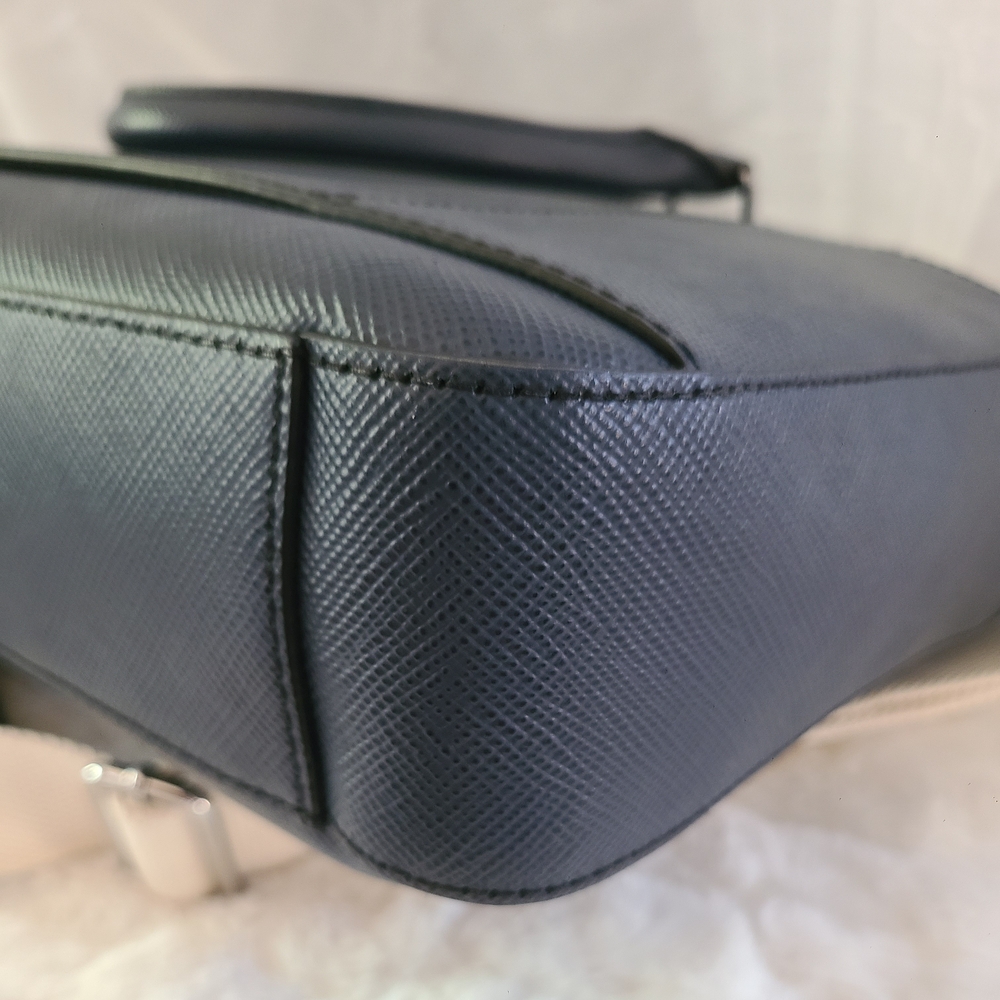 UNISEX Michael Kors Men’s Cooper Briefcase/Laptop Bag in Navy Saffiano Leather - Picture 7 of 11